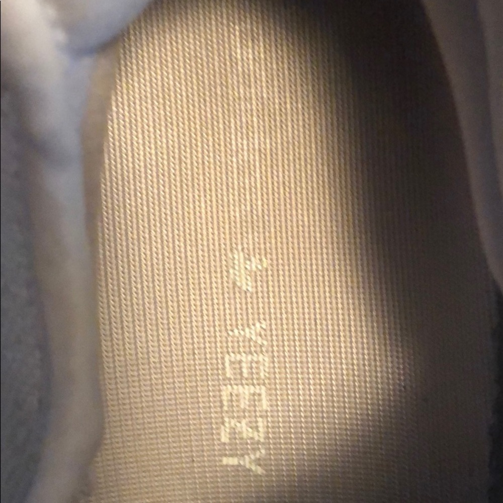 ADIDAS YEEZY BOOST 350 V2 - Picture 8 of 8